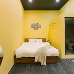 Hang Dieu Street View Homestay